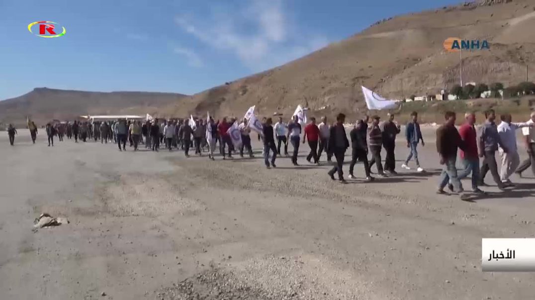 من تحت خيمة الاعتصام .. حزب الخضر واتحاد المقاولين والسائقين يدينون خيانة الديمقراطي الكردستاني