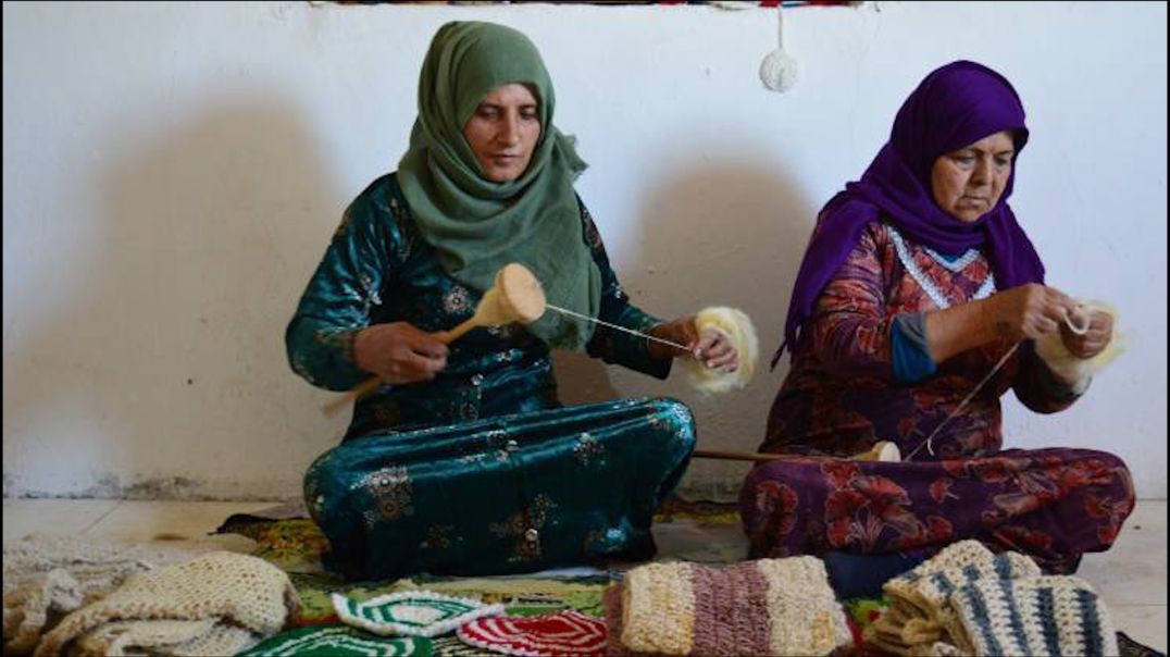 Zeyneb Silêman bi teşiyê çanda Kurdî diparêze