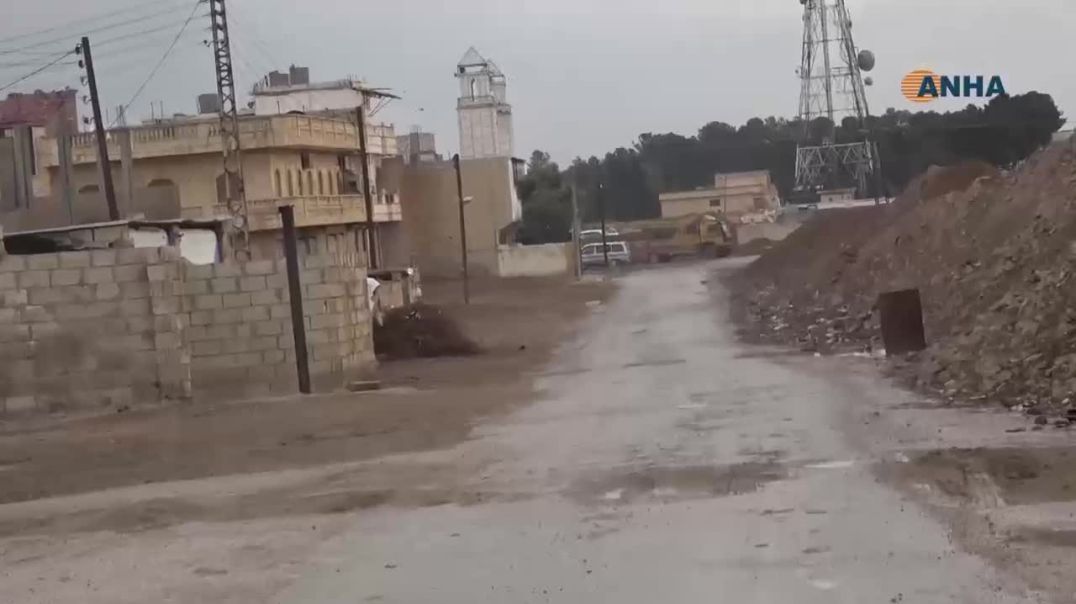 ⁣آثار قصف الاحتلال التركي لأحياء سكنية في بلدة زركان