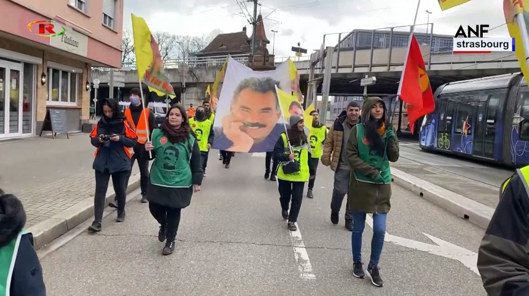 Ciwanên Strasbork banga azadiya fîzîkî ya Rêber Apo kirin