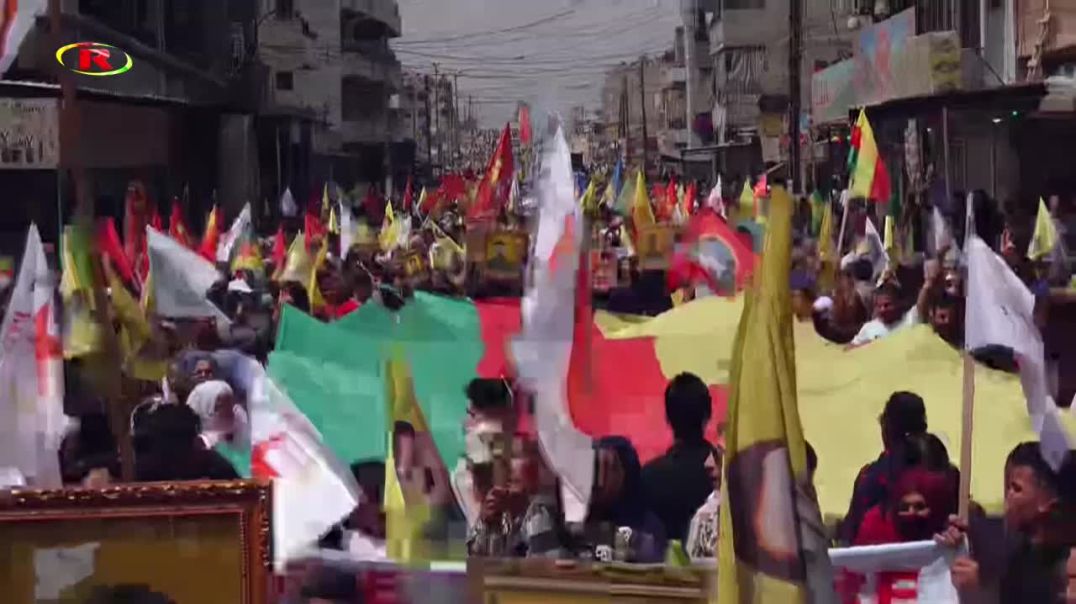 Li bajarê Qamişlo bi deh hezaran li dijî dagirkerî û xiyanetê daketin qadan