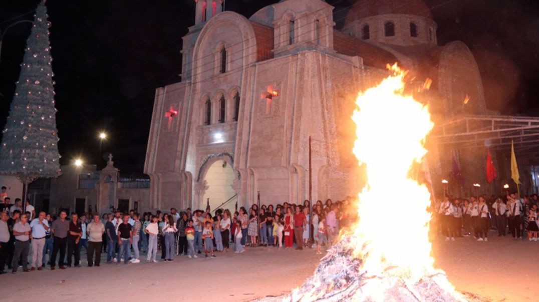 ⁣Li Dêrikê Cejna Xaçê li Dêrên bajêr bi lidarxistina ayînên olî pîroz kir