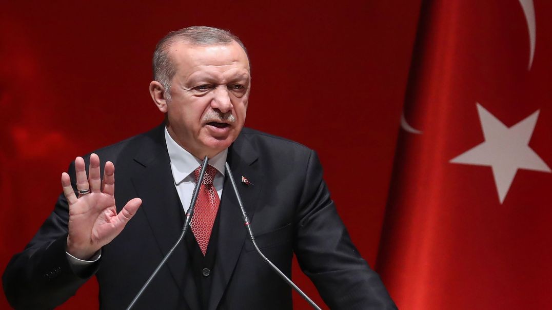 ⁣رئيس النظام الفاشي أردوغان يغوص في رمال حروبه ويهدد اليونان