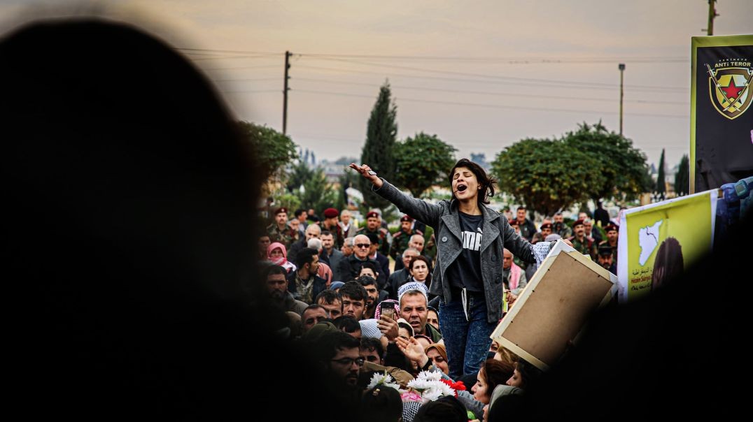 Li Hesekê 5 şehîd bi merasîmekê hatin oxirkirin