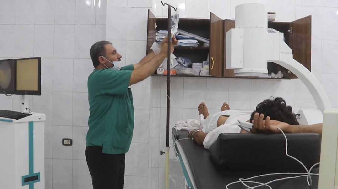 ⁣لجنة الصحة في مجلس دير الزور المدني تزود مشفى الفرات العام بمحطة توليد أوكسجين تقرير: طلحت السماعيل