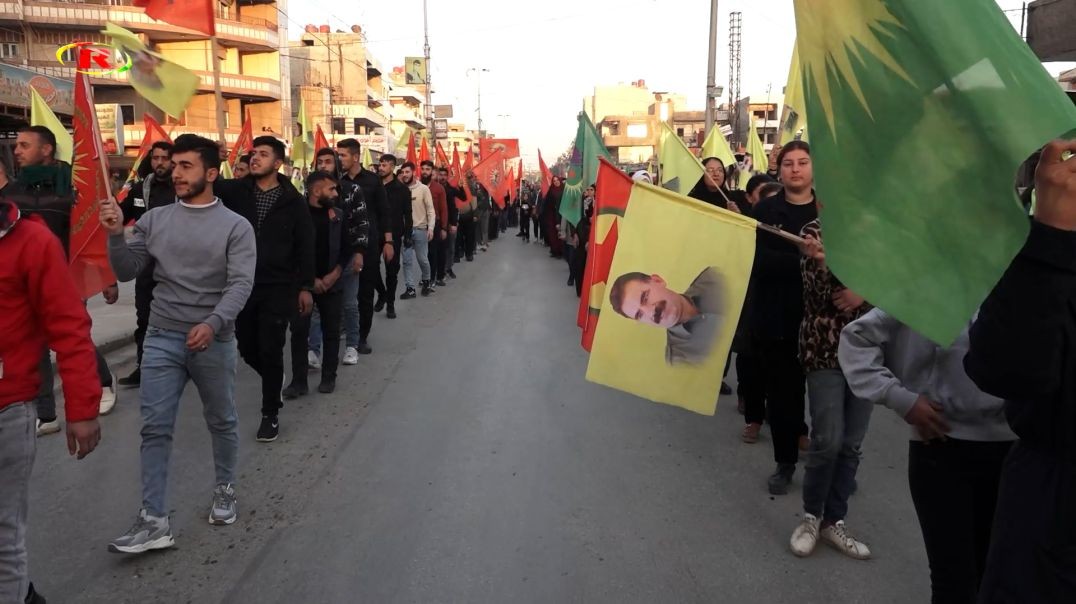 ⁣Li Qamişlo ciwan ji bo azadiya fîzîkî ya Rêber Ocalan meşiyan