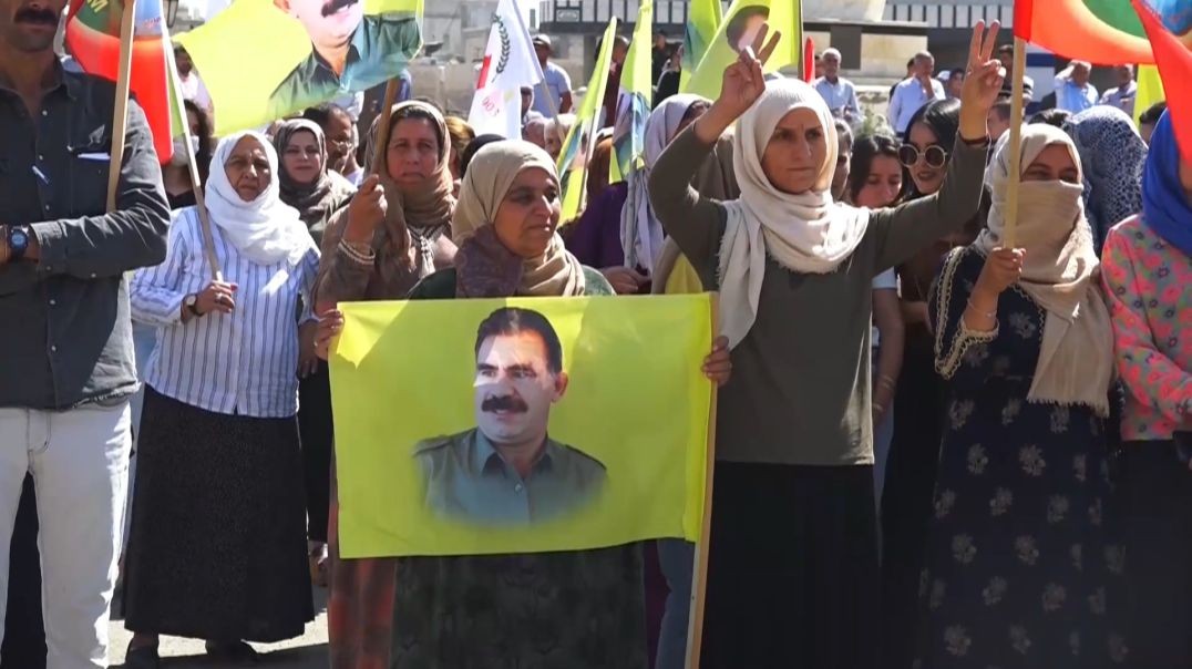⁣مظاهرة حاشدة للمطالبة بالحرية الجسدية للقائد عبد الله أوجلان في كوباني