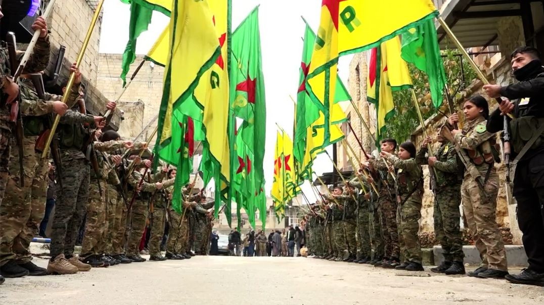 ⁣Fermandarê YPG'ê Şervan Heleb bi merasîmeke girseyî hat oxirkirin