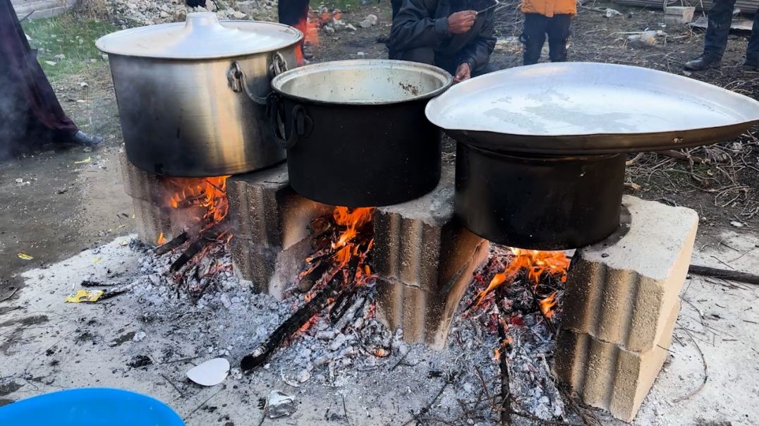 ⁣DOSYA - Li Kobanê komîna şehîd Fîras ji bo şervanan xwerin çêdikin