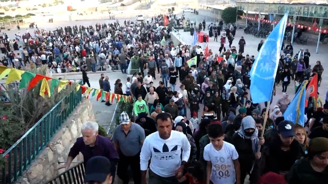 ⁣DOSYA - Şêniyên Helebê şehîdîn Asayîş û Komandosê bi merasîmekê oxirkirin
