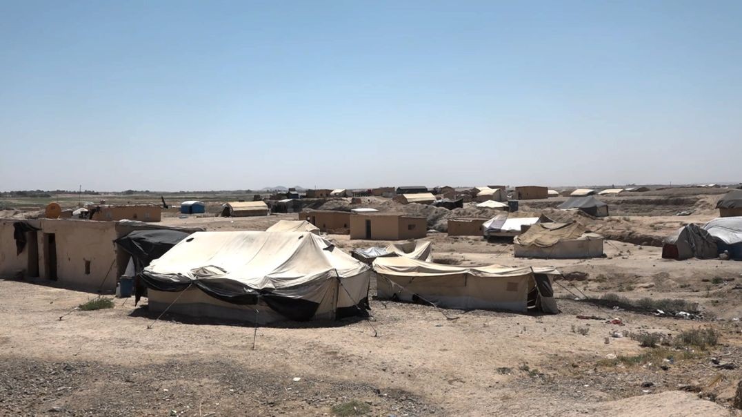 ⁣ملف - النازحون في مخيمات الرقة يعانون ظروفاً معيشية صعبة وسط نقاعس المنظمات الإنسانية