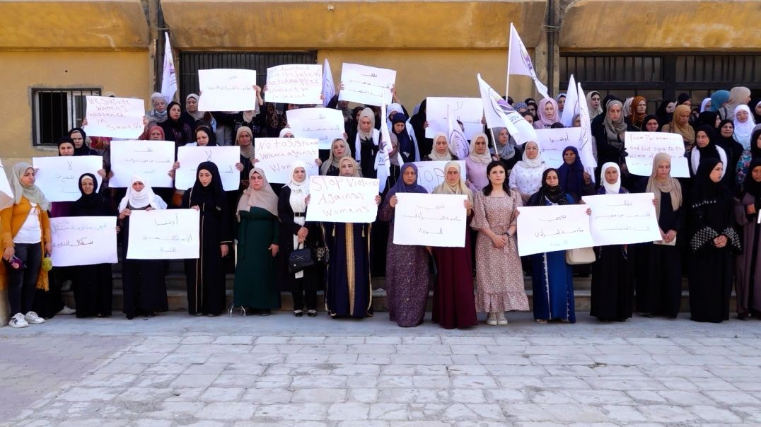 ⁣ملف - نساء الرقة يستذكرن مجزرة 3 أب ويستنكرون استمرار وقوع الجرائم بحق النساء السوريات