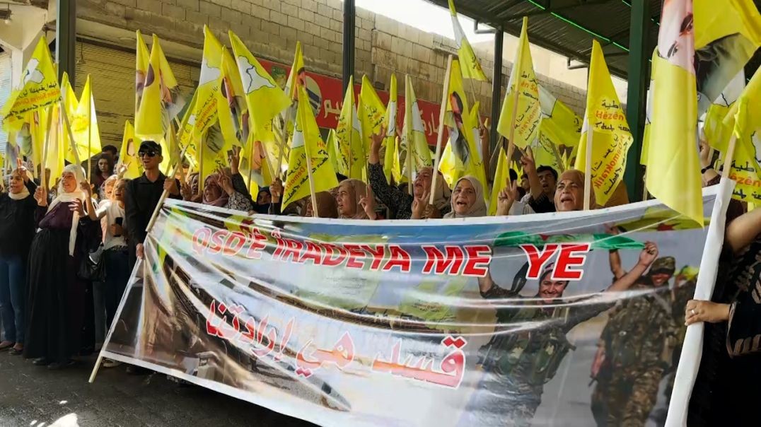 ⁣DOSYA-Şêniyên Kantona Firatê bi meşeke girseyî piştgirî dan QSD'ê