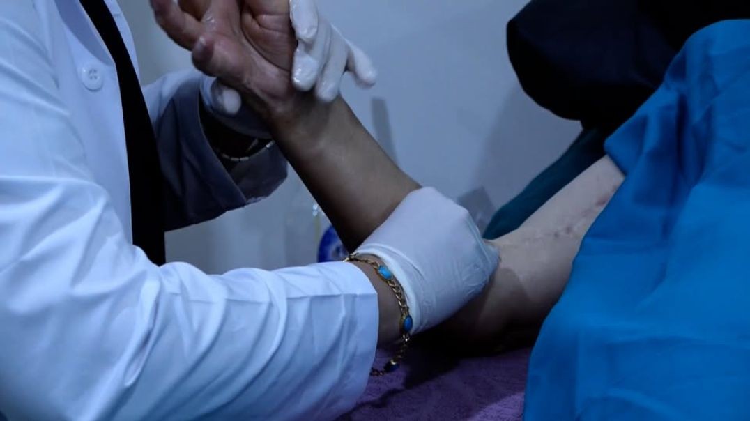 ⁣Rengîn Hacî Musa koçber, dayik û bijîşka tedawiya fîzîk ye