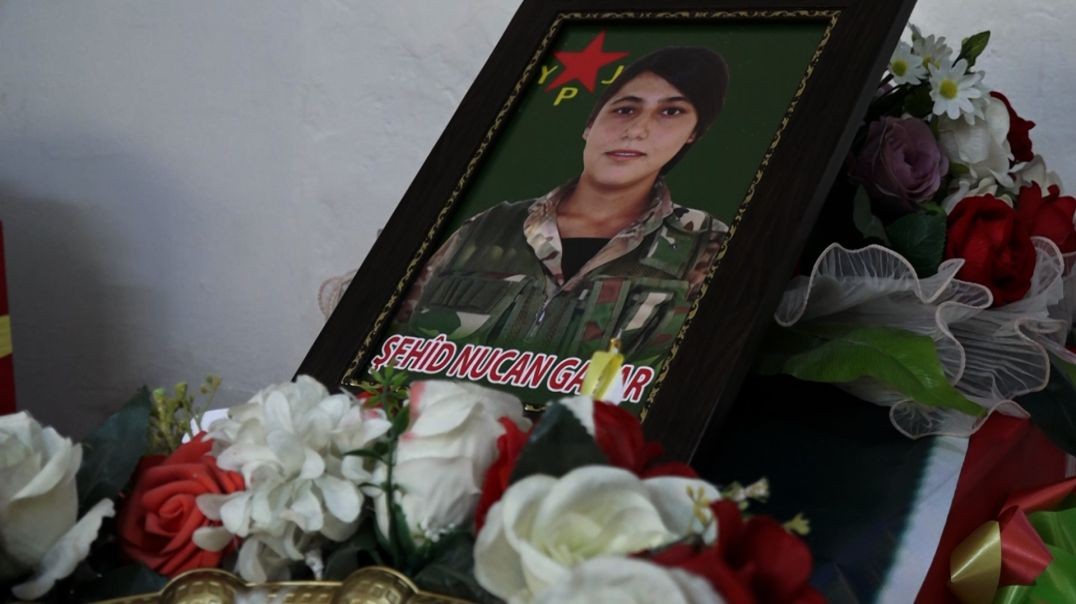 ⁣DOSYA - Şêniyên Helebê bi merasîmekê heybet şehîdên  xwe oxirkirin