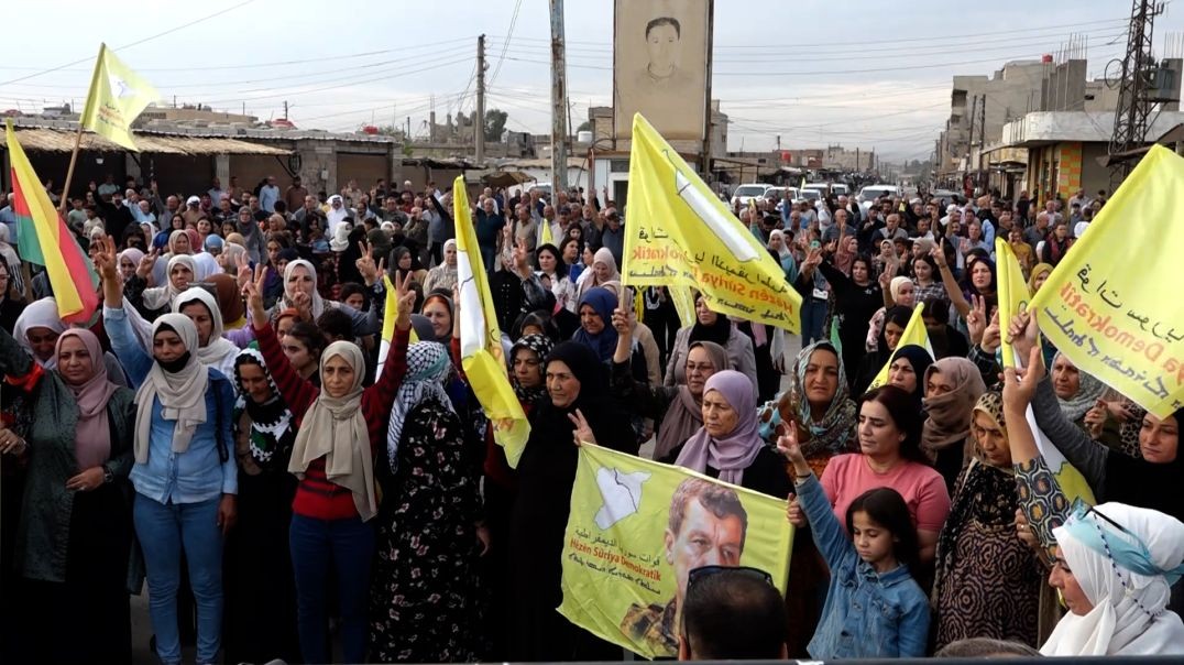 ⁣DOSYA-Ji bo piştgiriya QSD'ê li Qamişlo meşek girseyî hat lidarxistin