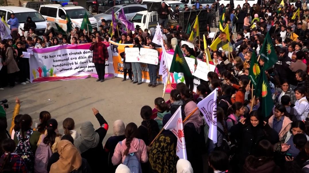 ⁣DOSYA - Şêniyên Kobanê bi boneya 25'ê Mijdarê meşek lidarxistin